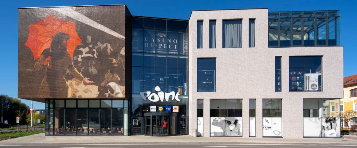 EINKAUFSZENTRUM – OC POINT